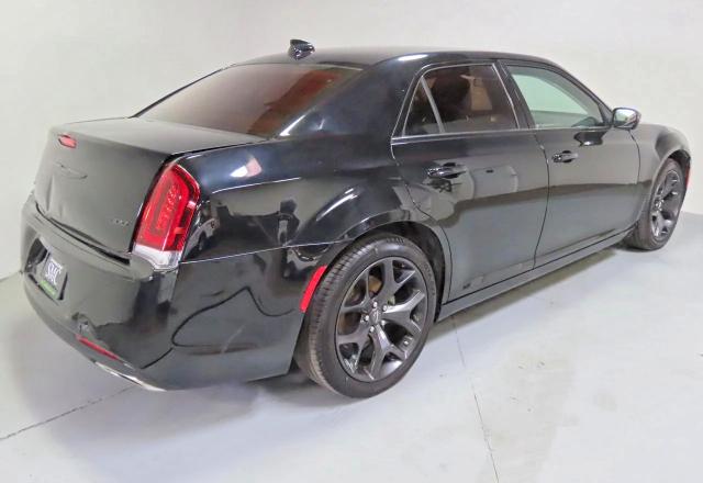 Photo 3 from auction – 2022 CHRYSLER 300 with VIN 2C3CCAAG0NH253607
