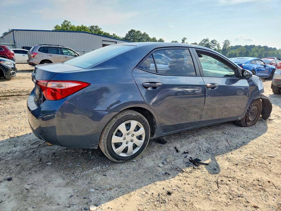 Photo 3 from auction – 2017 TOYOTA COROLLA with VIN 2T1BURHE4HC904419