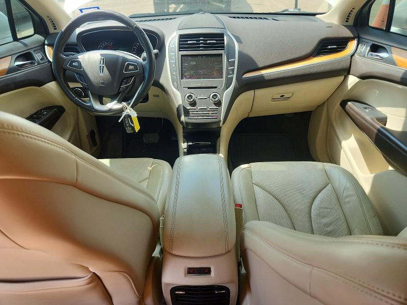Фото 8 с аукциона – 2015 LINCOLN MKC с VIN 5LMCJ1A95FUJ30203