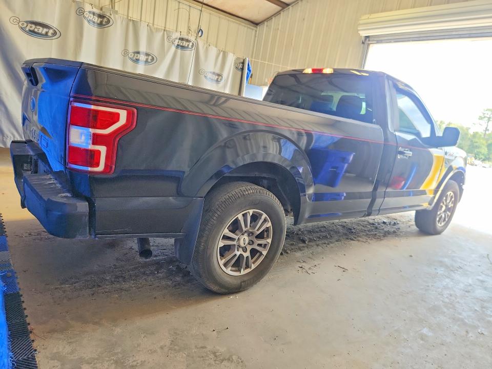 Photo 3 from auction – 2018 FORD F150 with VIN 1FTMF1CB5JKF62422