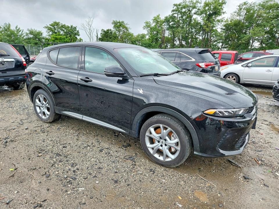 Zdjęcie 4 z aukcji – 2024 DODGE HORNET z VIN ZACPDFCW2R3A33490