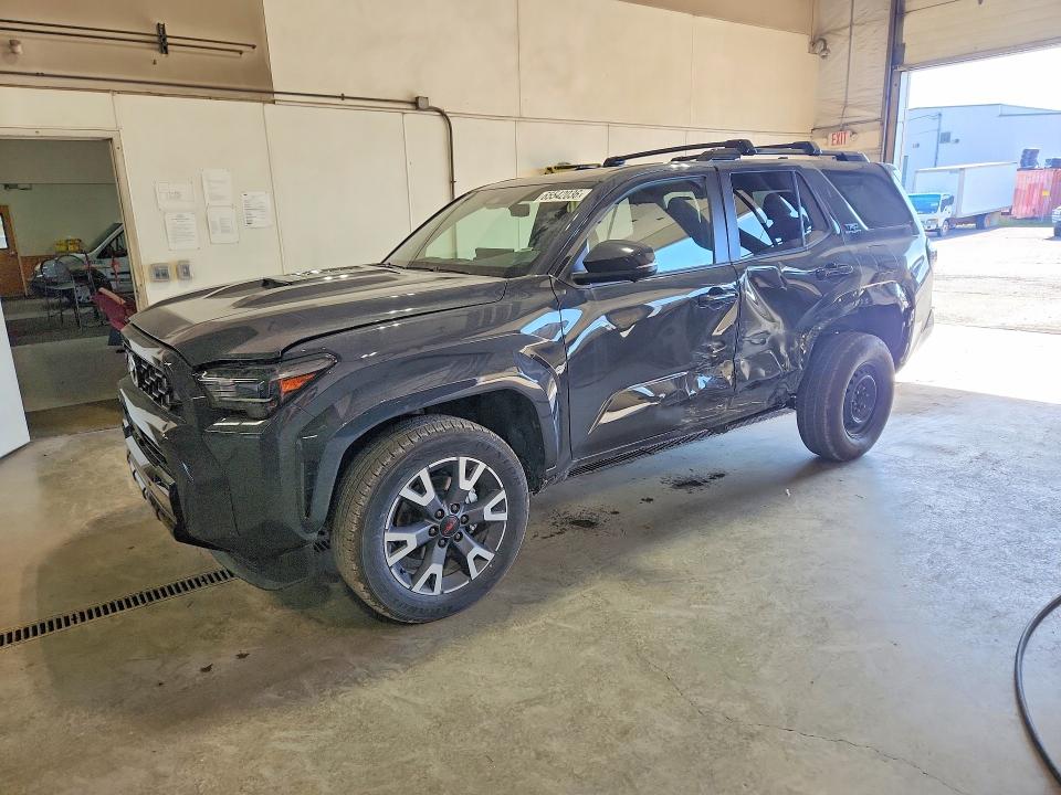TOYOTA 4RUNNER 2026 with VIN JTEVA5BR3T5107770 - Photo from auction