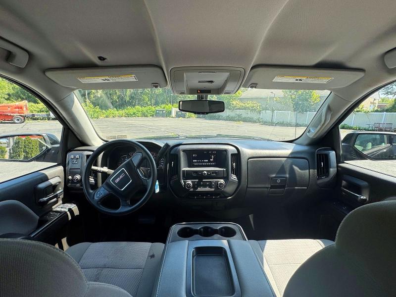 Photo 9 from auction – 2017 GMC SIERRA with VIN 1GTV2LEC0HZ204468