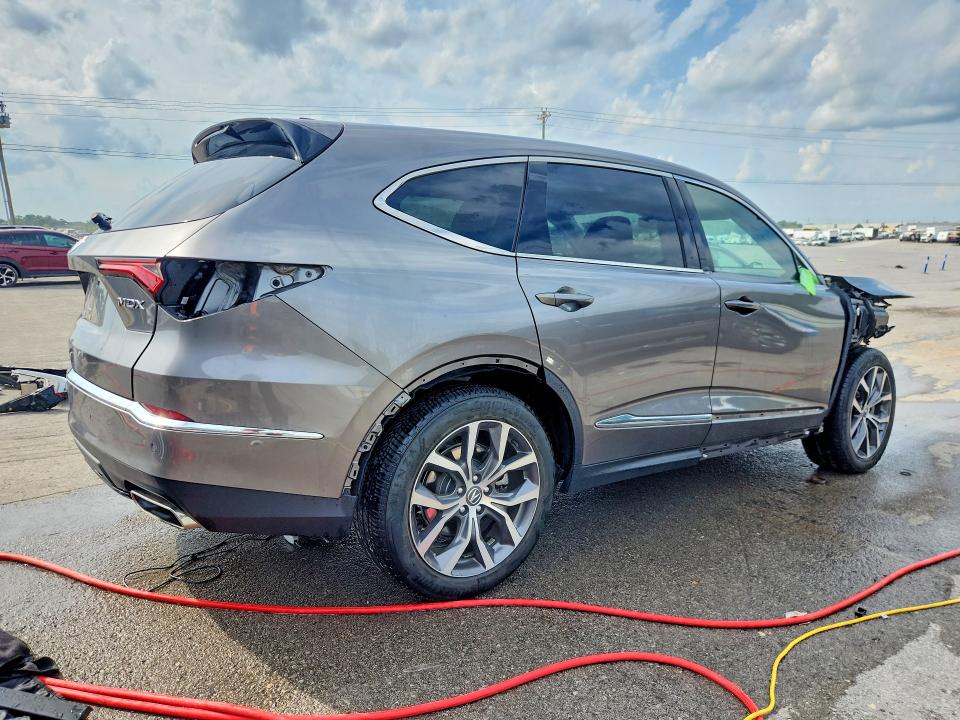 Photo 3 from auction – 2023 ACURA MDX with VIN 5J8YD9H41PL005480