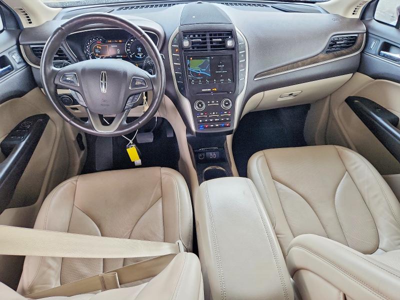 Photo 8 from auction – 2018 LINCOLN MKC with VIN 5LMCJ3D90JUL31040