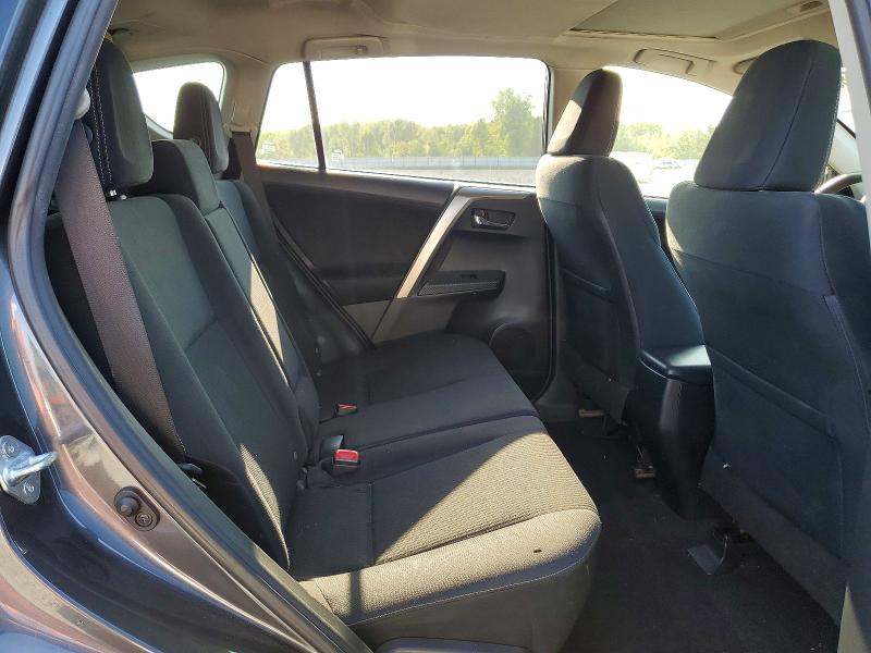 Photo 11 from auction – 2015 TOYOTA RAV4 with VIN JTMRFREV4FD110467