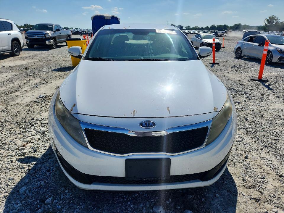 Zdjęcie 5 z aukcji – 2012 KIA OPTIMA z VIN 5XXGM4A73CG059763
