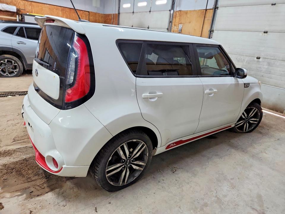 Foto 3 de la subasta – 2014 KIA SOUL con VIN KNDJP3A56E7027276