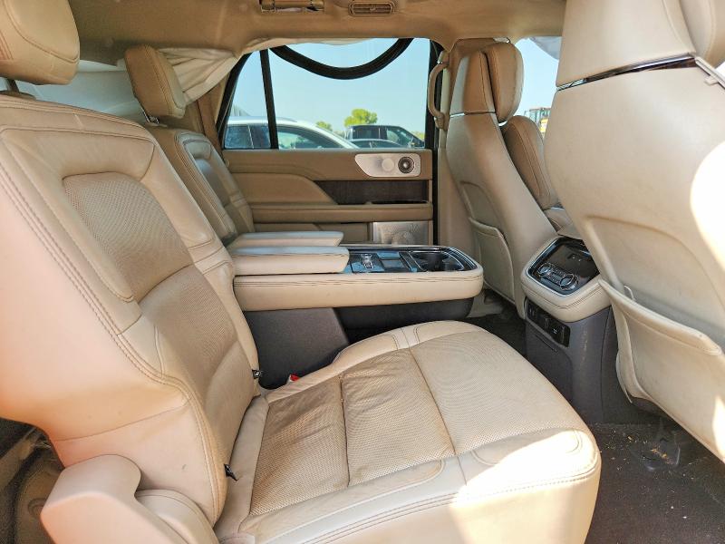 Photo 11 from auction – 2020 LINCOLN NAVIGATOR with VIN 5LMJJ3LT2LEL17612