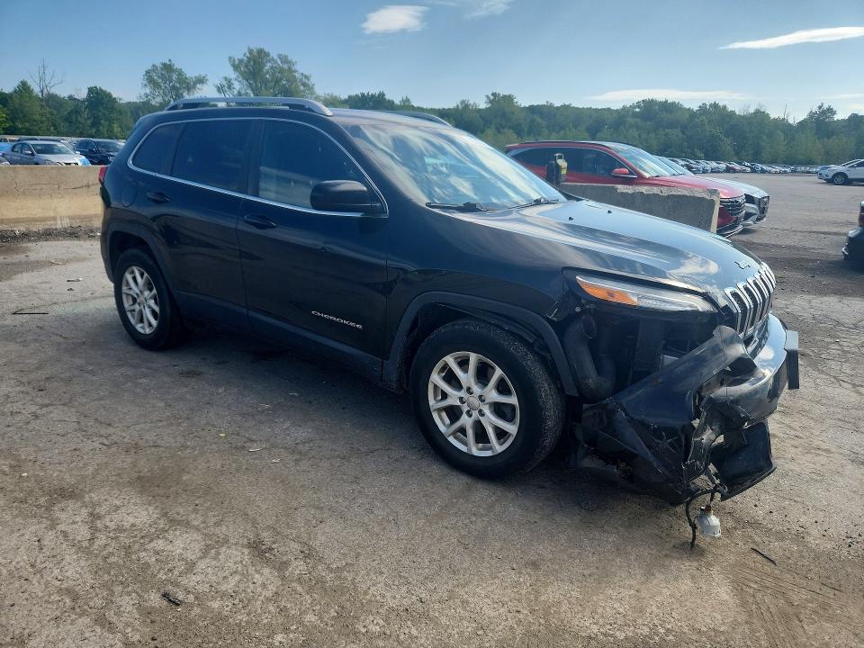 Photo 4 from auction – 2015 JEEP CHEROKEE with VIN 1C4PJMCS5FW753092