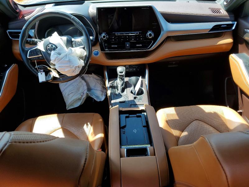 Zdjęcie 8 z aukcji – 2021 TOYOTA HIGHLANDER z VIN 5TDEBRCH0MS049059