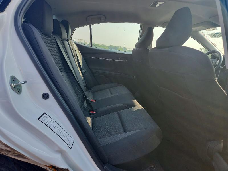 Photo 10 from auction – 2026 TOYOTA CAMRY with VIN 4T1DAACK1TU722877