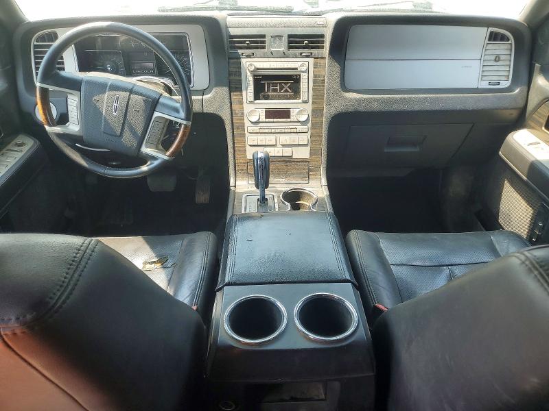 Photo 8 from auction – 2008 LINCOLN NAVIGATOR with VIN 5LMFU28548LJ06545