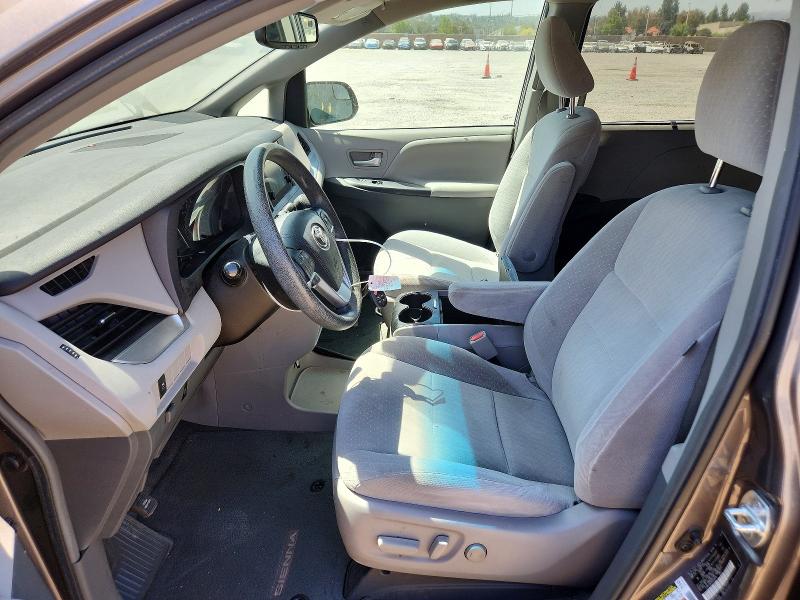 Photo 7 from auction – 2017 TOYOTA SIENNA with VIN 5TDKZ3DC1HS794715
