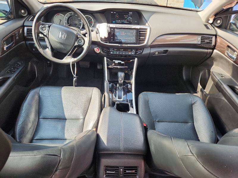 Photo 8 from auction – 2017 HONDA ACCORD with VIN 1HGCR2F89HA035672