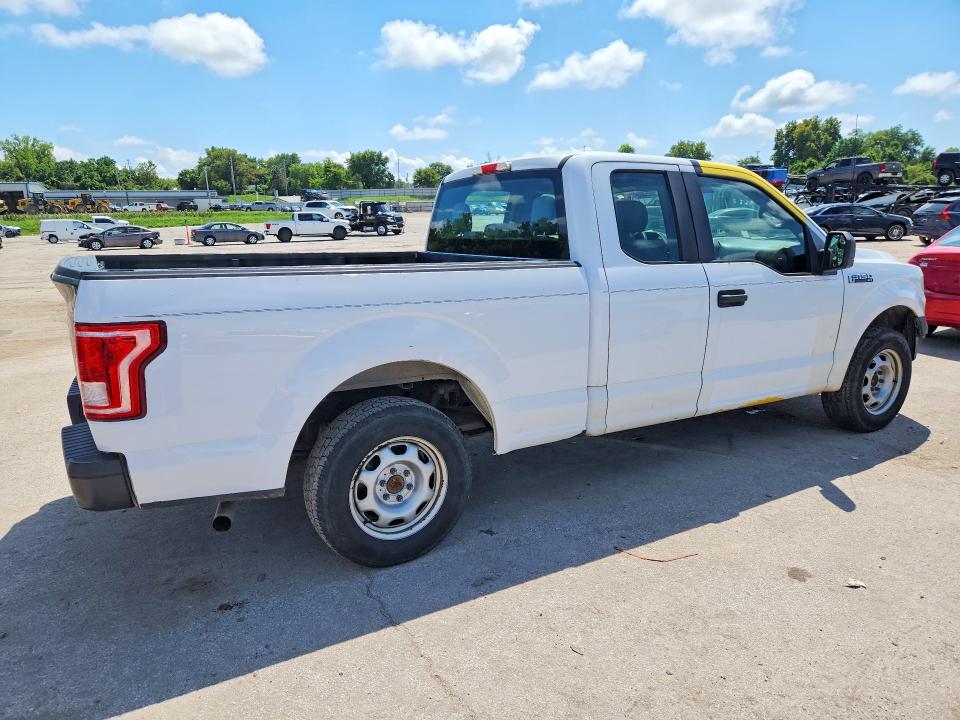 Photo 3 from auction – 2015 FORD F150 with VIN 1FTEX1C88FKE21356