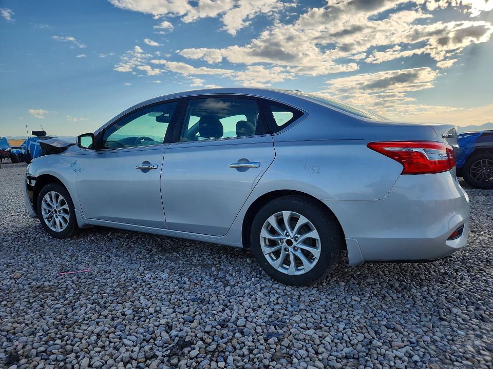 Photo 2 from auction – 2017 NISSAN SENTRA with VIN 3N1AB7APXHY307604