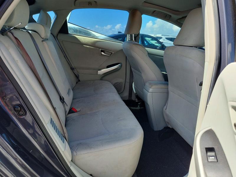 Photo 10 from auction – 2013 TOYOTA PRIUS with VIN JTDKN3DUXD1630424