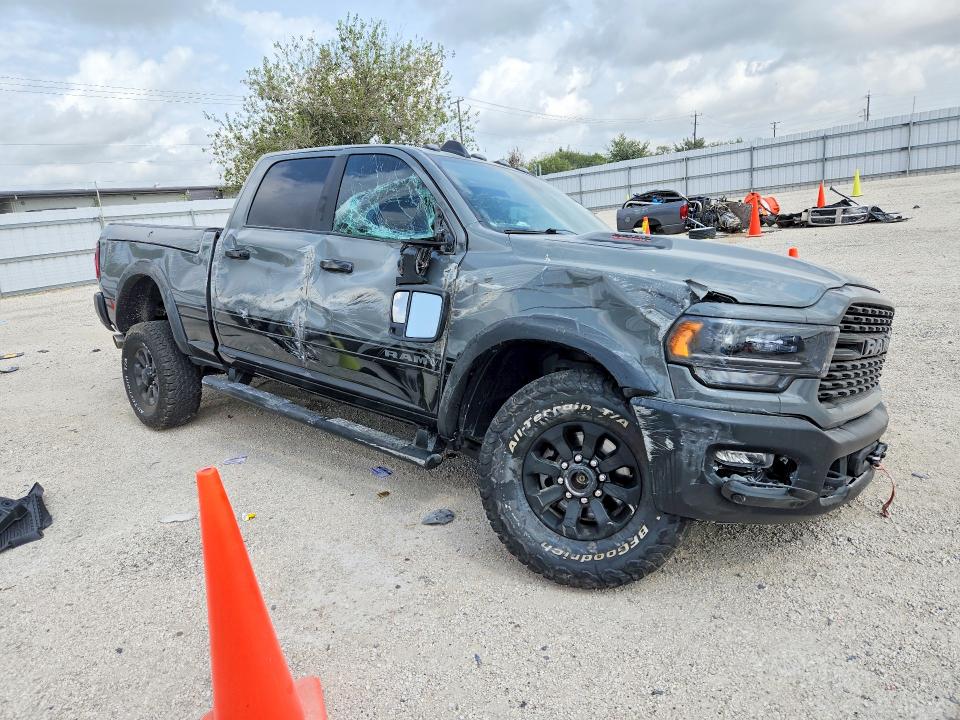Foto 4 de la subasta – 2024 RAM 2500 con VIN 3C6TR5EJ6RG369348