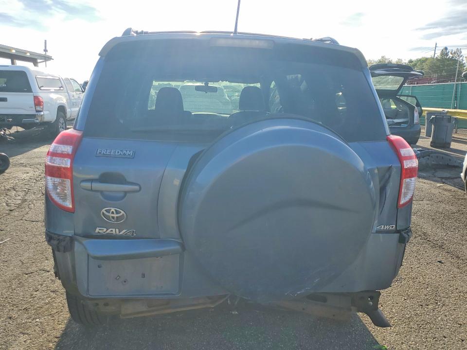 Photo 6 from auction – 2011 TOYOTA RAV4 with VIN JTMJF4DV1B5039198