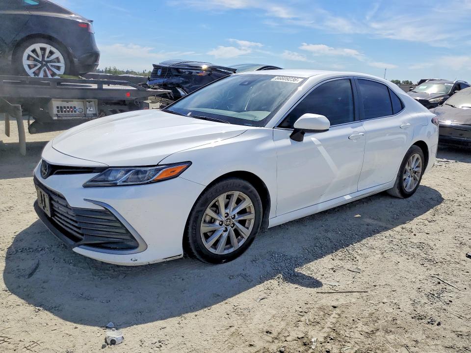 TOYOTA CAMRY 2023 with VIN 4T1C11AK5PU107009 - Photo from auction