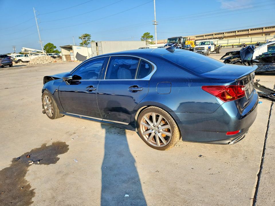 Photo 2 from auction – 2015 LEXUS GS with VIN JTHBE1BL9FA015511