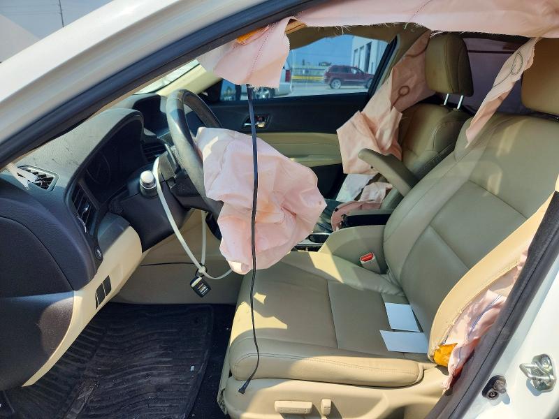 Photo 7 from auction – 2018 ACURA ILX with VIN 19UDE2F34JA000127