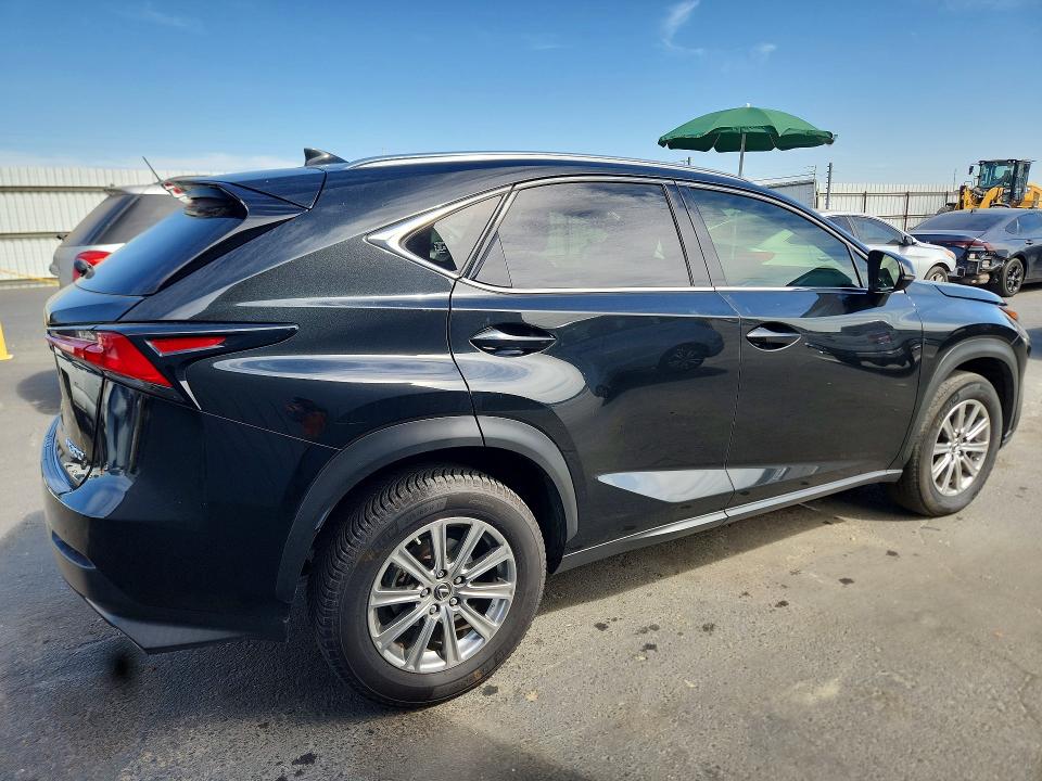 Photo 3 from auction – 2021 LEXUS NX 300 with VIN JTJDARBZ2M5033425