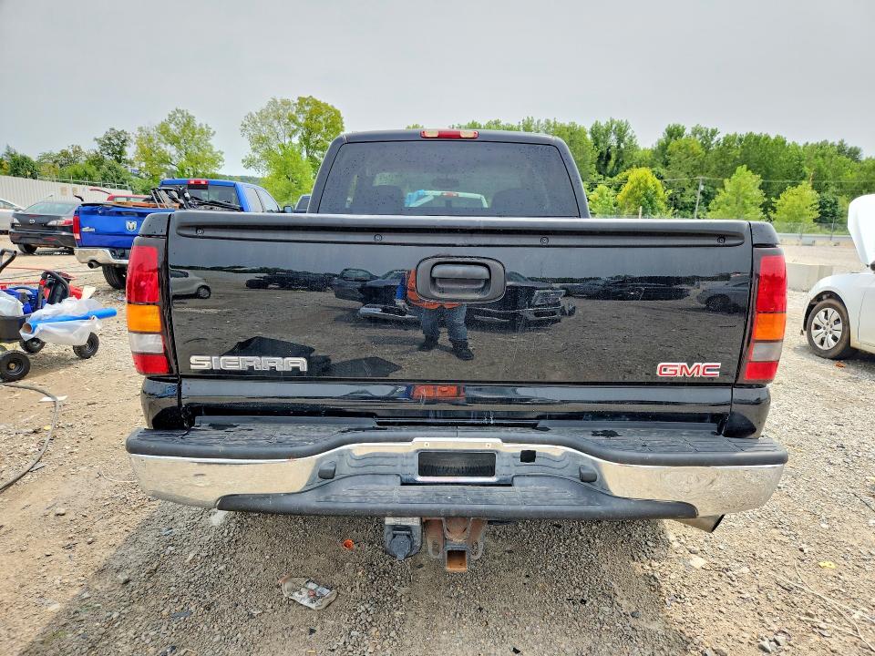 Photo 6 from auction – 2004 GMC SIERRA with VIN 1GTHK29174E213122