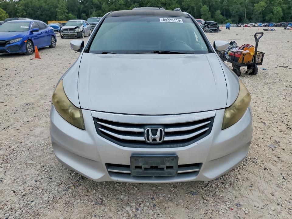 Photo 5 from auction – 2012 HONDA ACCORD with VIN 1HGCP2F65CA232786