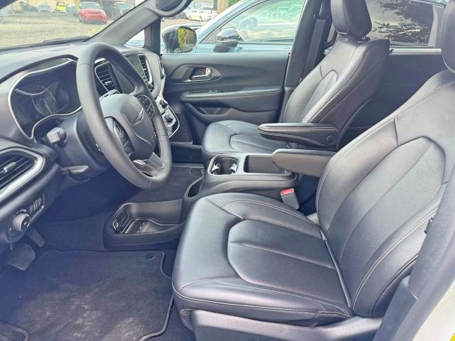 Photo 7 from auction – 2025 CHRYSLER PACIFICA with VIN 2C4RC1BG8SR512113