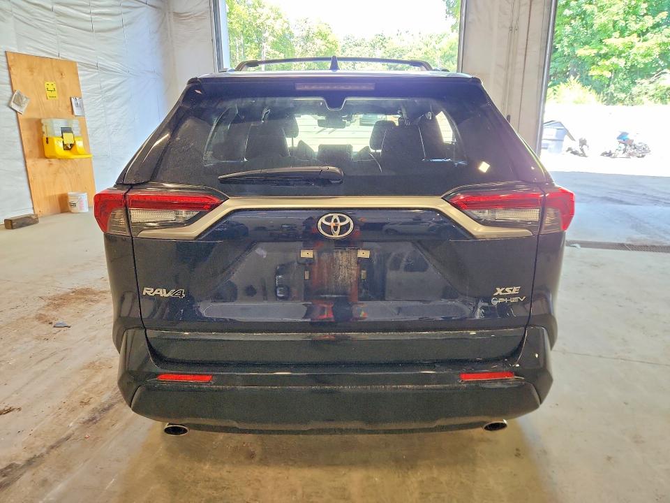 Photo 6 from auction – 2025 TOYOTA RAV4 with VIN JTMFB3FV9SD288220