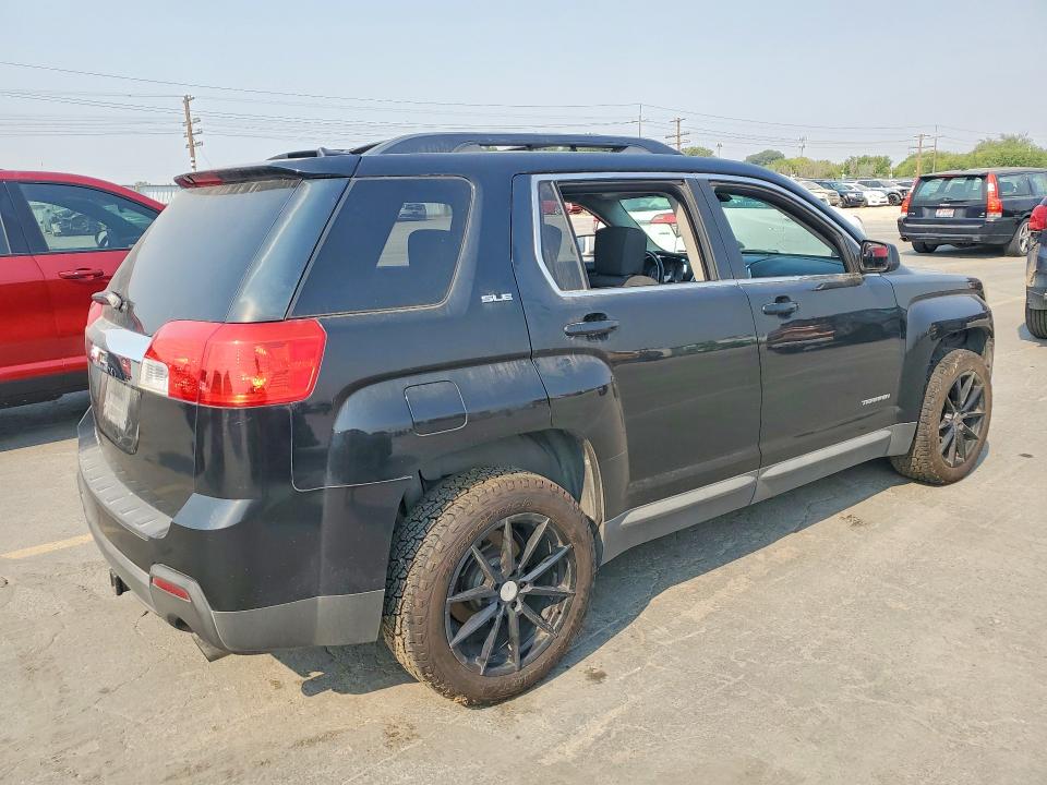 Photo 3 from auction – 2010 GMC TERRAIN with VIN 2CTFLDEY3A6322684