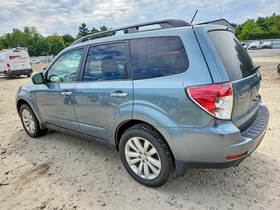 Photo 2 from auction – 2012 SUBARU FORESTER with VIN JF2SHADCXCH447471