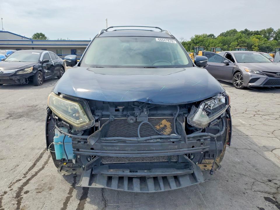 Photo 5 from auction – 2015 NISSAN ROGUE with VIN 5N1AT2MVXFC818707