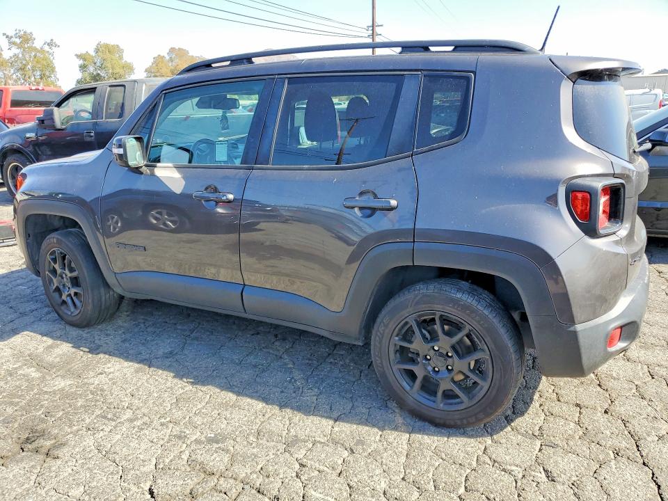 Photo 2 from auction – 2020 JEEP RENEGADE with VIN ZACNJBBB9LPL43883