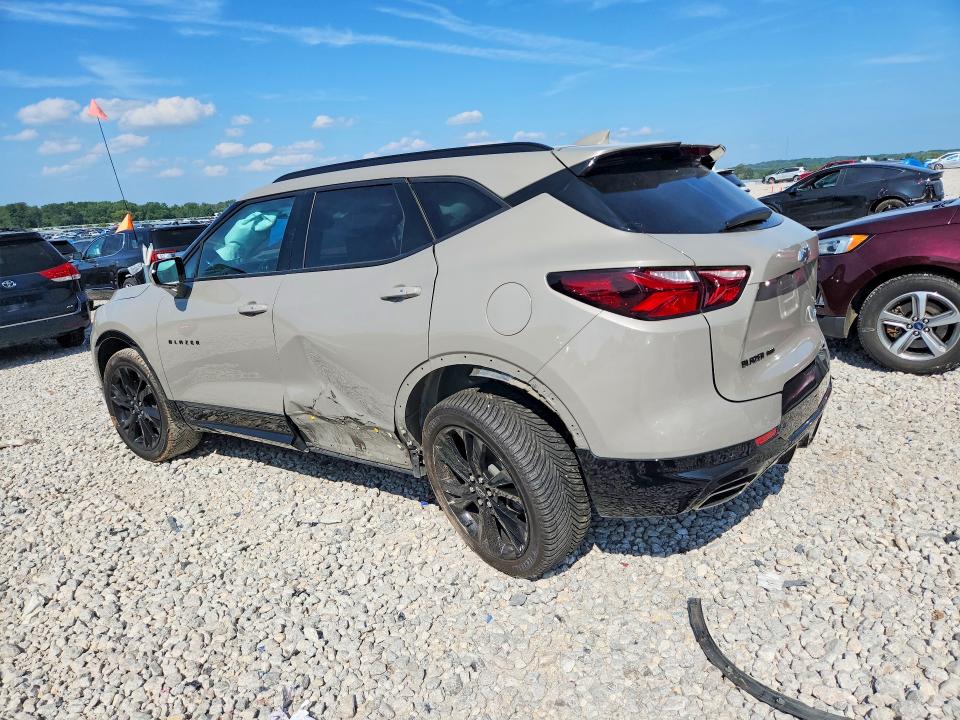 Photo 2 from auction – 2021 CHEVROLET BLAZER with VIN 3GNKBKRS2MS554200