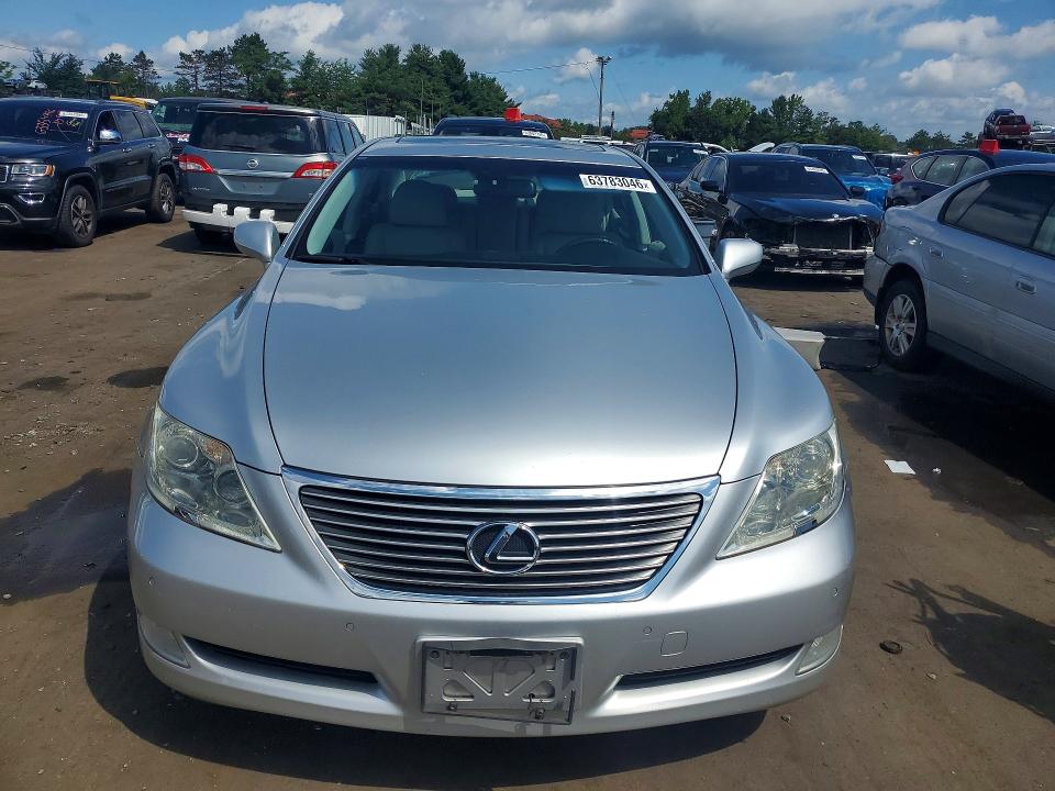 Photo 5 from auction – 2009 LEXUS LS with VIN JTHCL46F295001835