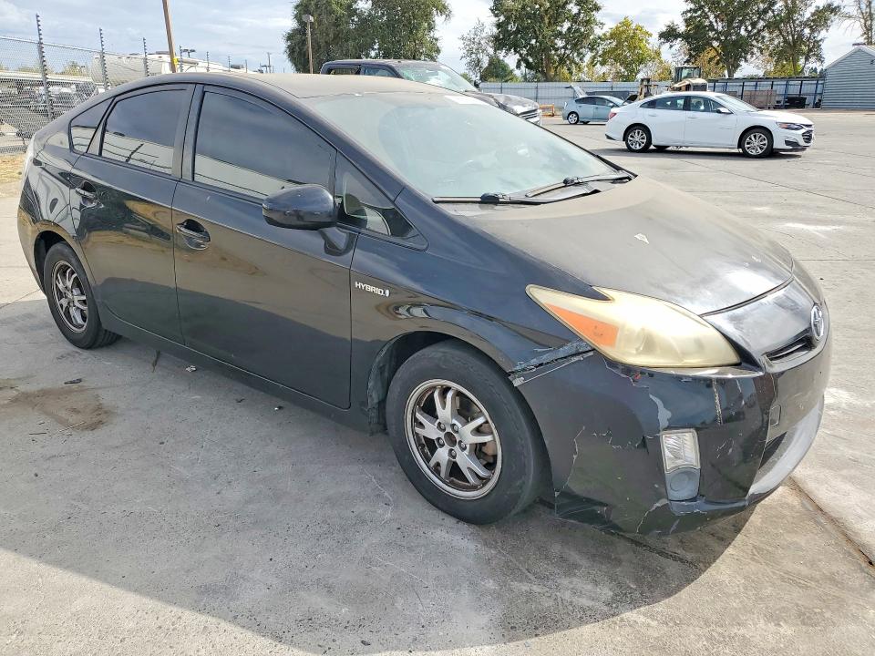 Photo 4 from auction – 2011 TOYOTA PRIUS with VIN JTDKN3DU3B1455172