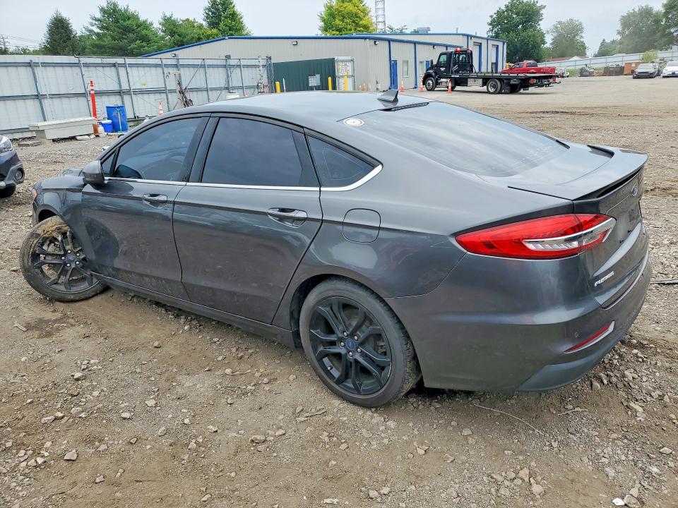 Foto 2 de la subasta – 2019 FORD FUSION con VIN 3FA6P0HD4KR251710
