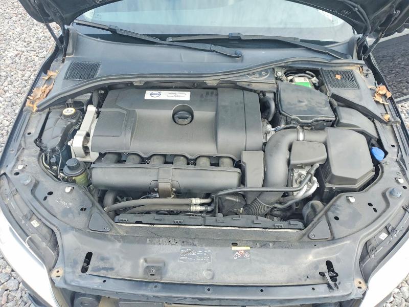 Photo 11 from auction – 2010 VOLVO V70 with VIN YV1982BW6A1139343
