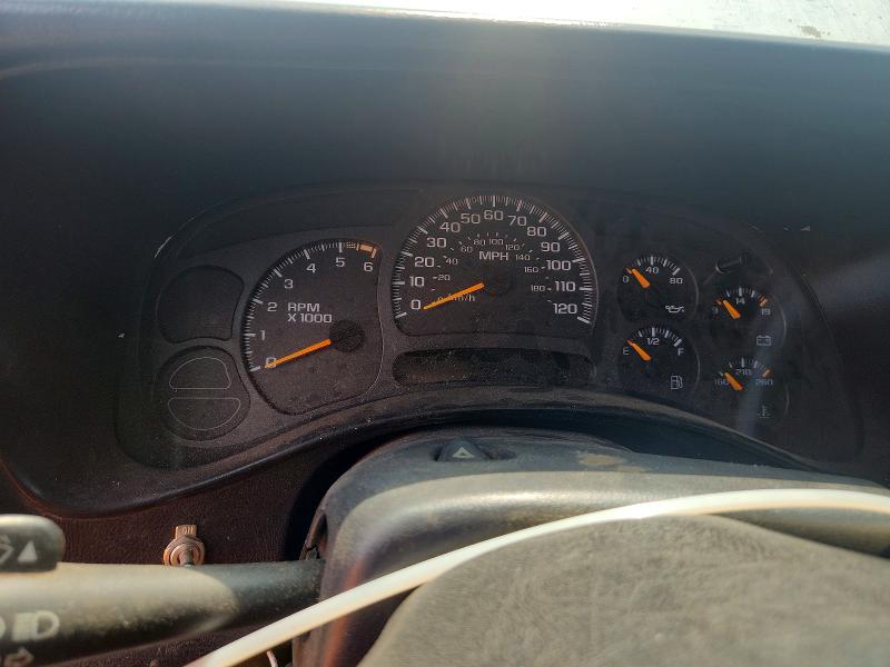 Photo 9 from auction – 2003 CHEVROLET SILVERADO with VIN 1GCHK24U13E128387