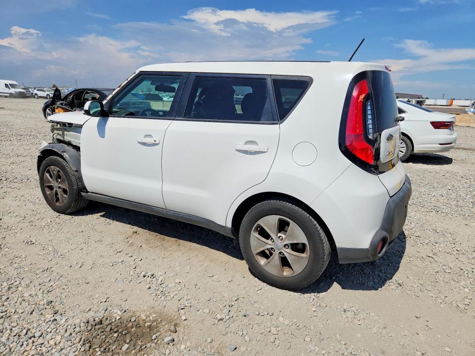 Снимка 2 от търг – 2015 KIA SOUL с VIN KNDJN2A29F7795700