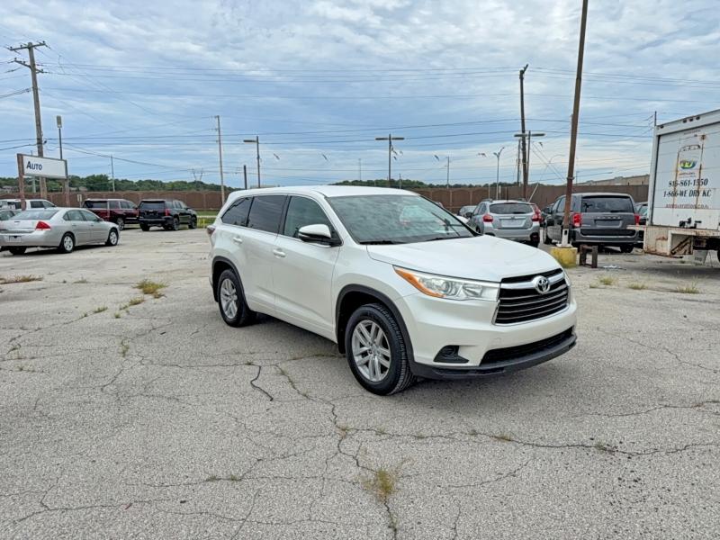 TOYOTA HIGHLANDER 2014 with VIN 5TDBKRFH1ES015566 - Photo from auction