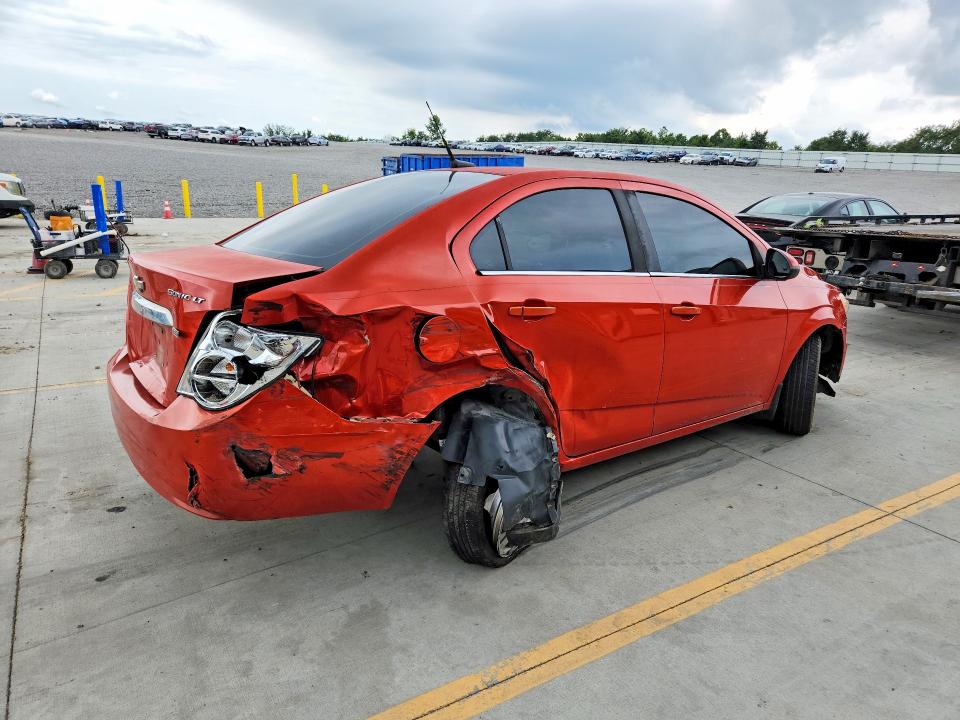 Photo 3 from auction – 2013 CHEVROLET SONIC with VIN 1G1JC5SB6D4173844