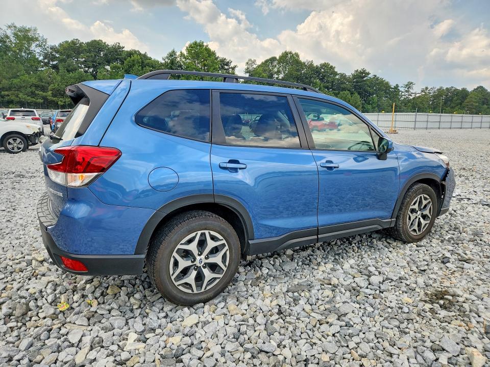 Photo 3 from auction – 2019 SUBARU FORESTER with VIN JF2SKAGC4KH550722