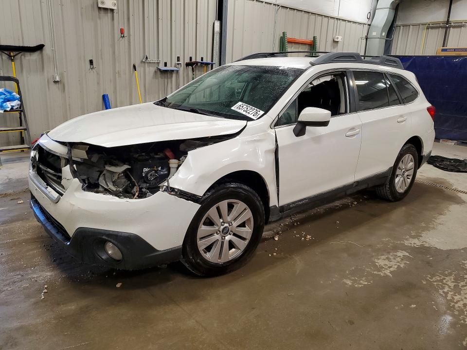 SUBARU OUTBACK 2015 with VIN 4S4BSACCXF3329256 - Photo from auction