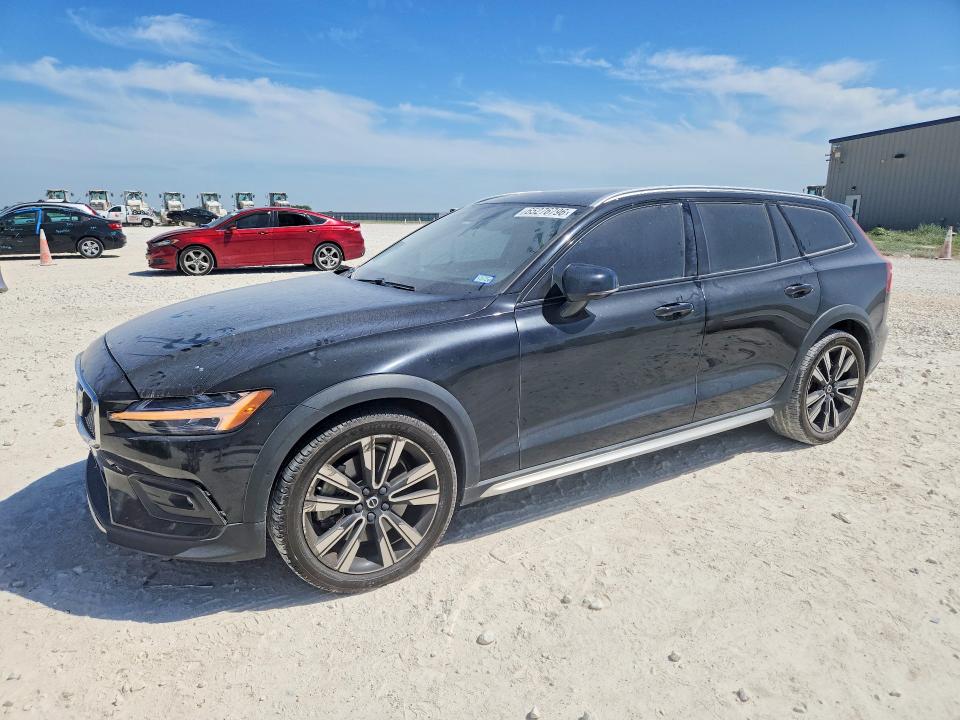 2021 VOLVO V60 CROSS COUNTRY - Търг №65276796