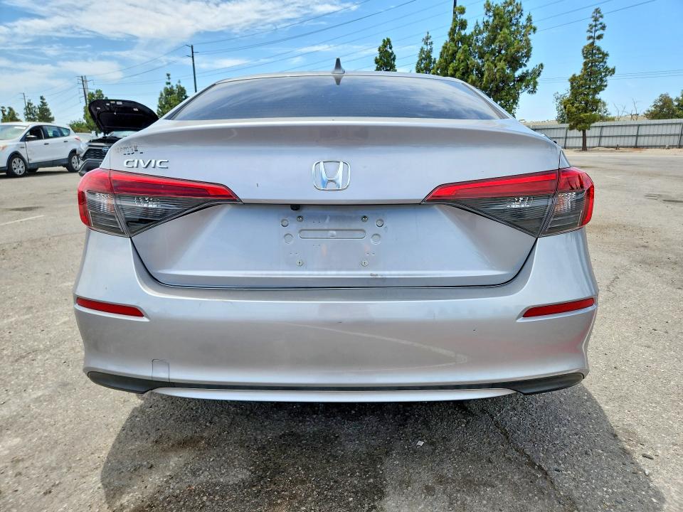Photo 6 from auction – 2022 HONDA CIVIC with VIN JHMFE1F74NX010212