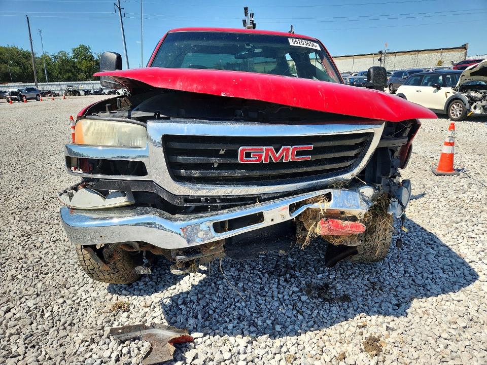 Photo 5 from auction – 2006 GMC SIERRA with VIN 1GTHK23246F135994